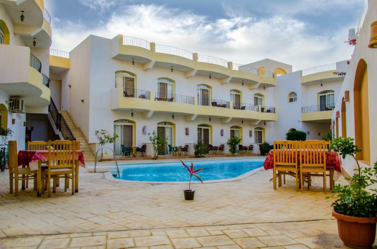 New Yalla Hotel Dahab Exterior photo